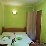 Pri Zamocku * Bešeňová