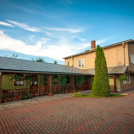 Pri Zamocku * Bešeňová