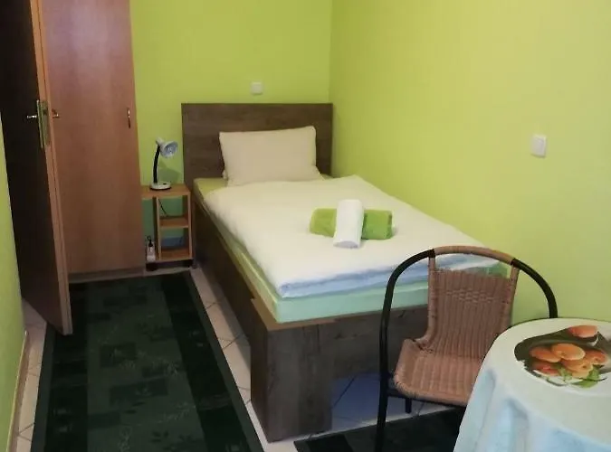 Pri Zamocku Apartment Bešeňová